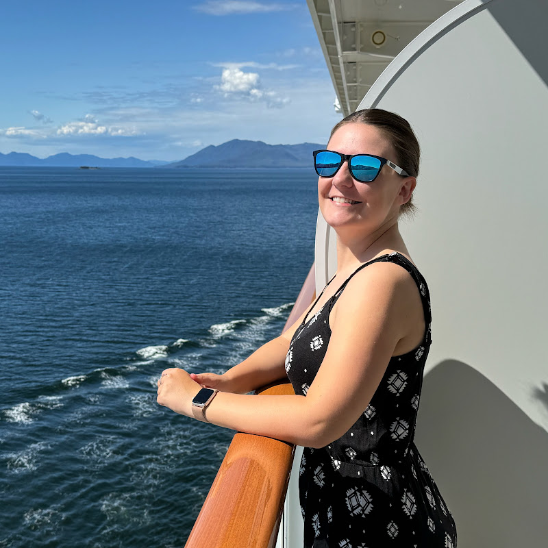 Emma Cruises