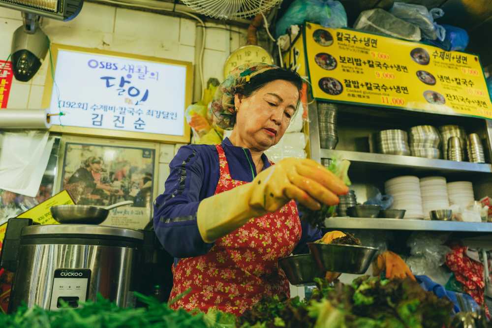 map of Europe, East vs West cost divide, color-coded regions, budget travel, affordable countries, highlighted cities