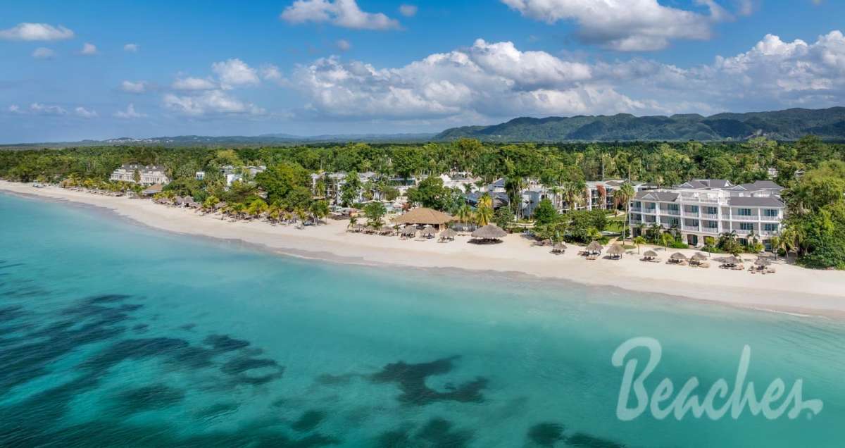 Travelers Pivot From Mexico to Caribbean After Puerto Vallarta Security Incidents