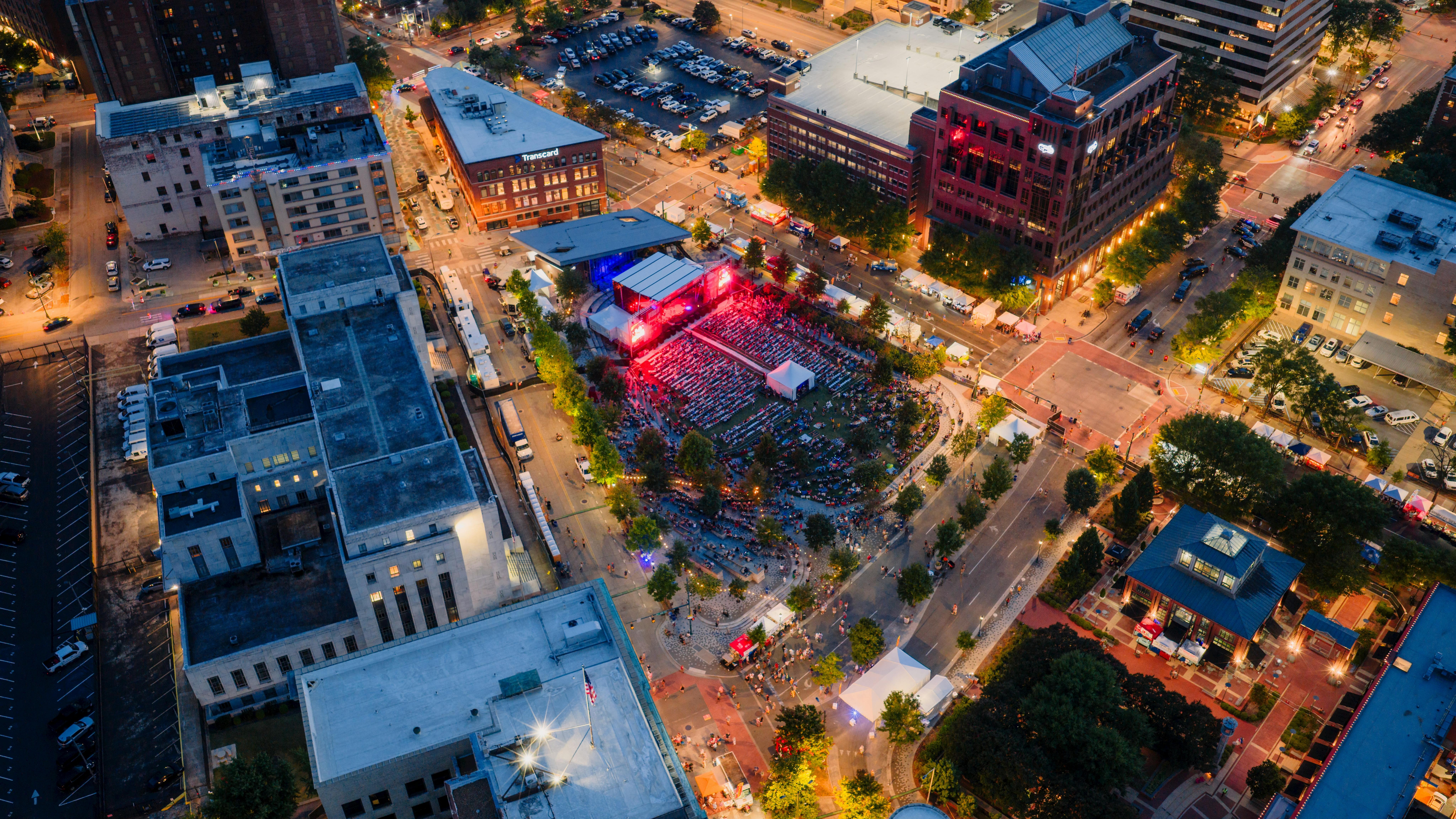 Chicago River, St. Patrick's Day, green river, dyeing boat, city architecture, bridge view, urban celebration}