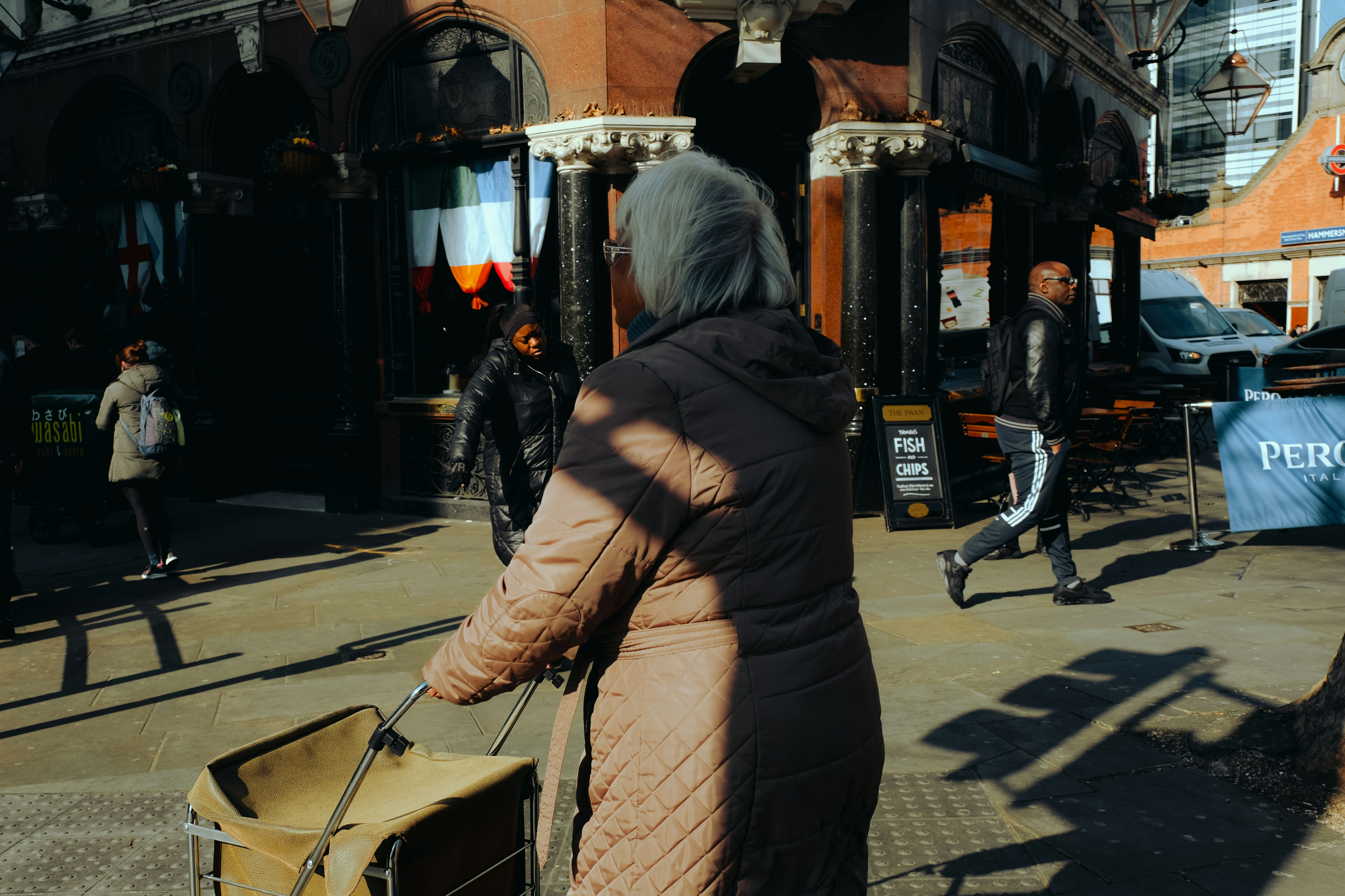 map of USA, safety index, color-coded states, solo travel destinations, urban vs rural, travel planning, data visualization