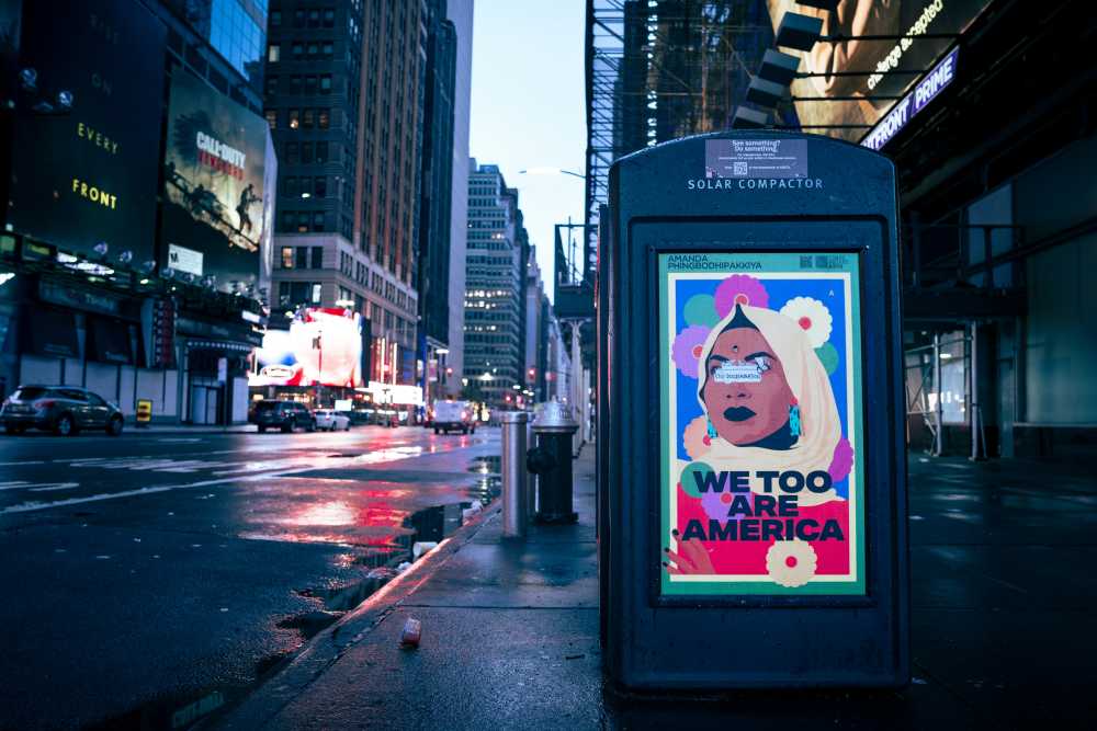 affiliate income diversification, portfolio, multiple income streams, risk management, business strategy chart}