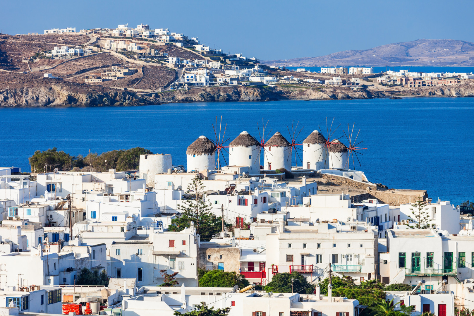 Greece Travel Guide: Athens, Santorini, and Island-Hopping Itinerary