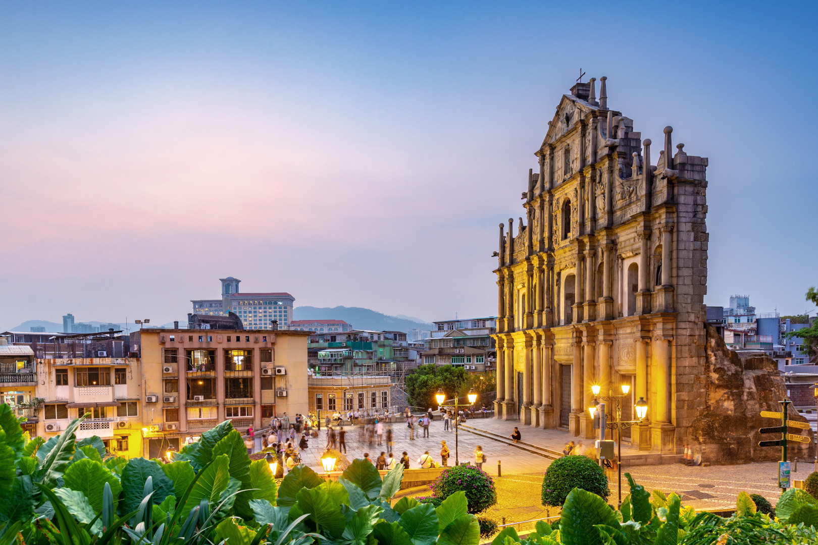 Hong Kong and Macao Travel Guide: Dim Sum, Skylines, and Two Cities