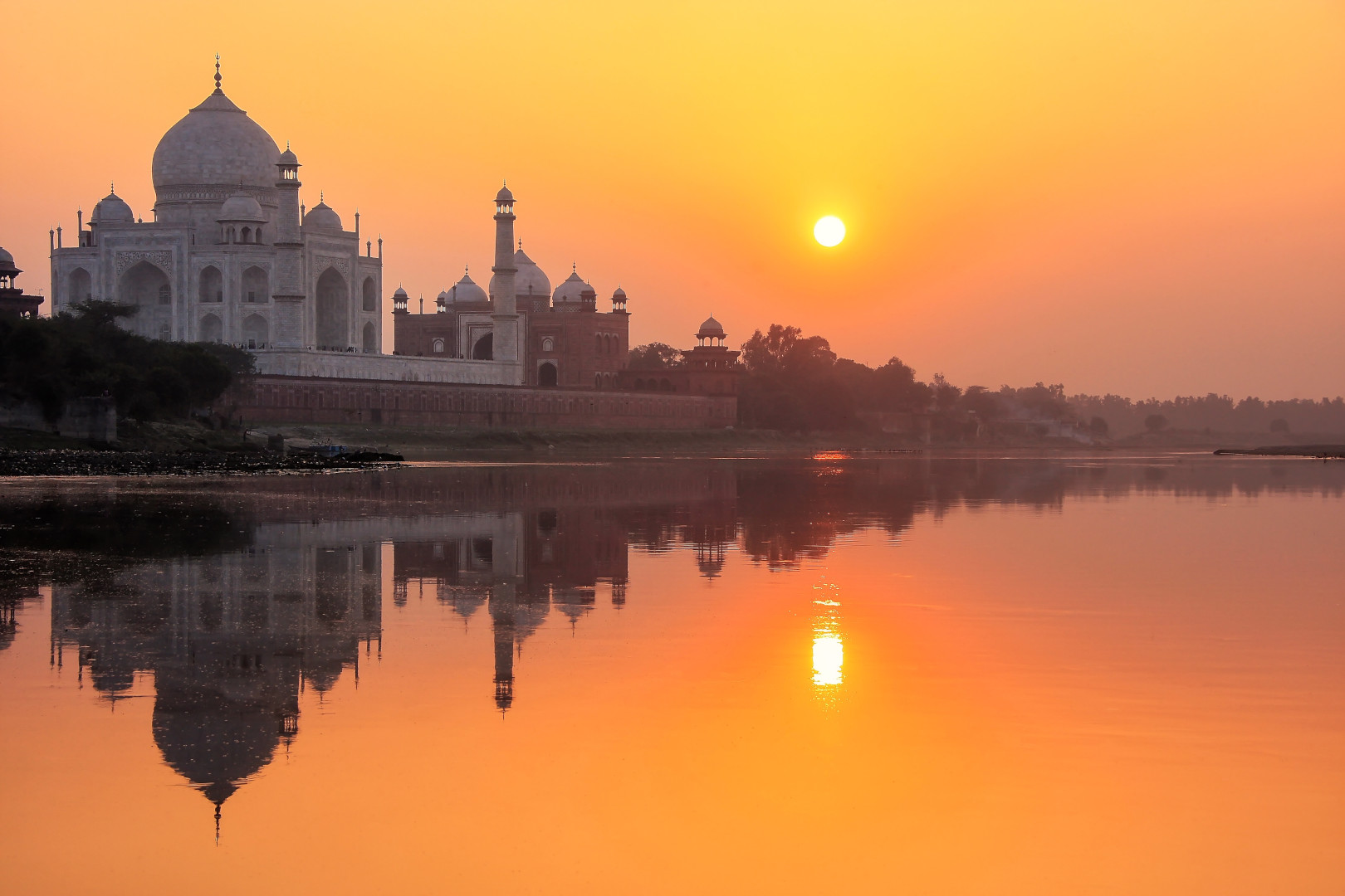 India Travel Guide: Golden Triangle - Delhi, Agra, and Jaipur