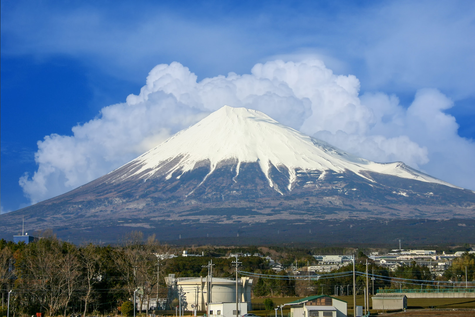 Japan Travel Guide: Golden Route - Tokyo, Kyoto, Osaka in 10 Days