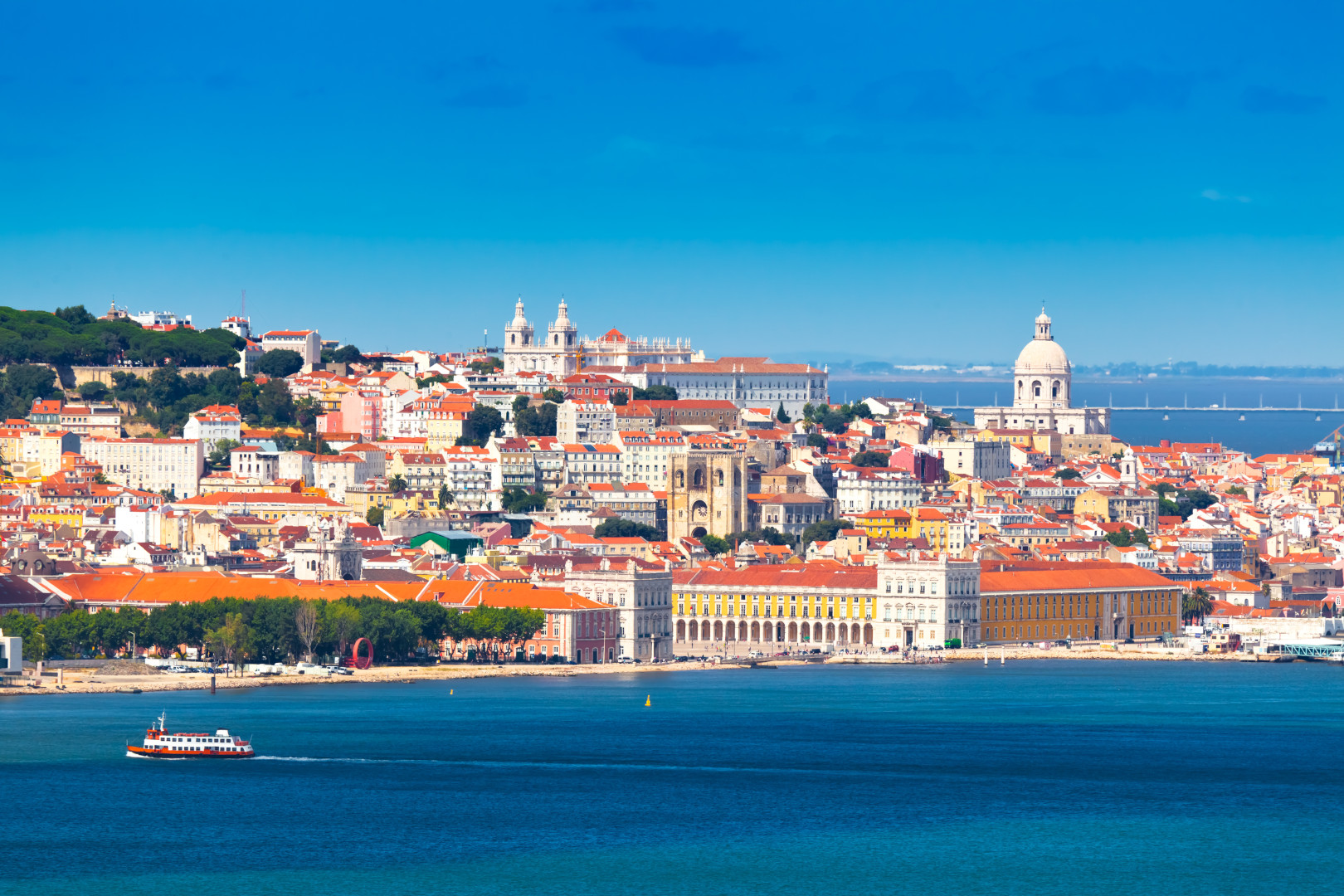 Portugal Travel Guide: Lisbon, Porto, Sintra, and the Algarve