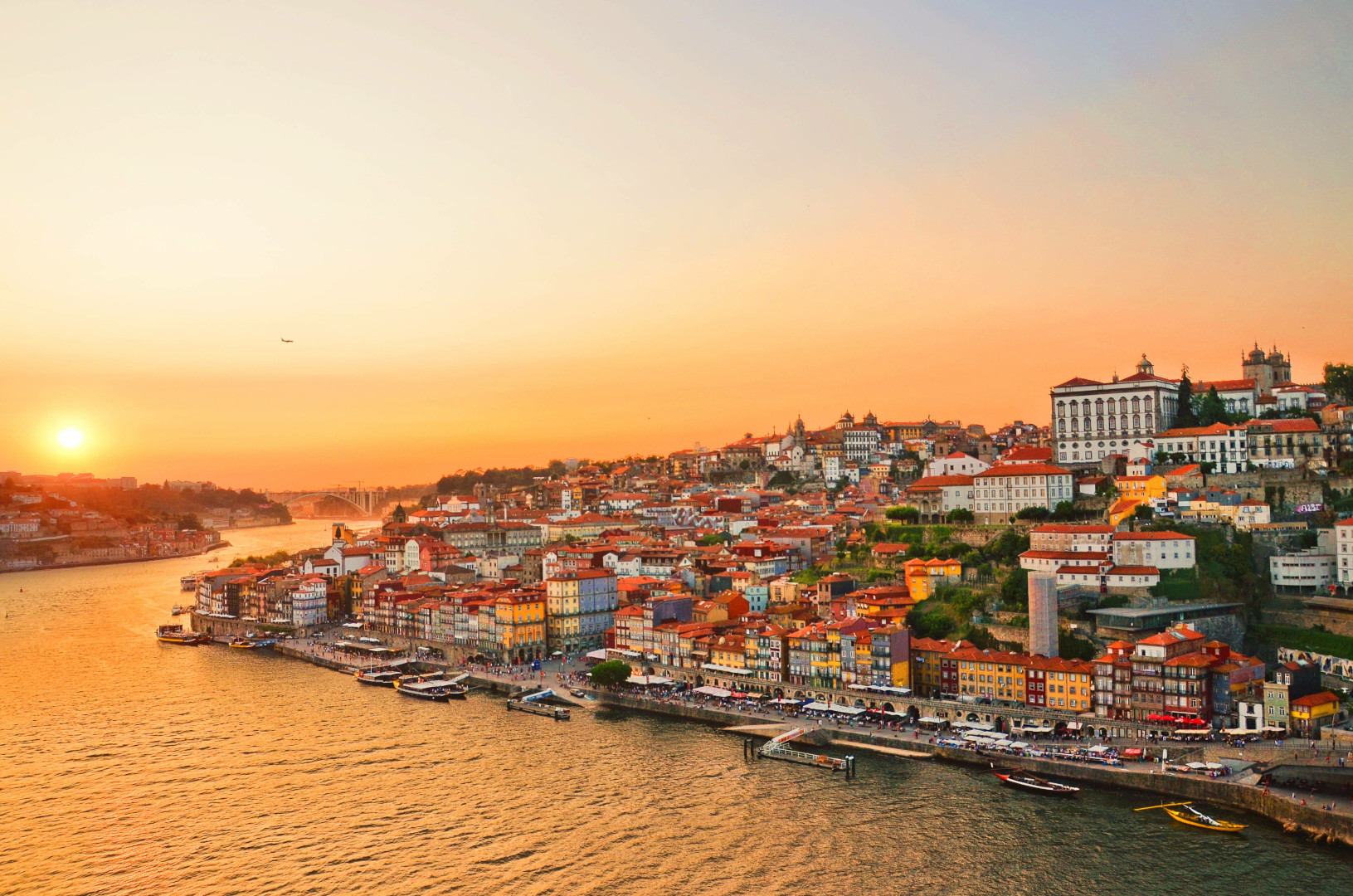 Portugal Travel Guide: Lisbon, Porto, Sintra, and the Algarve