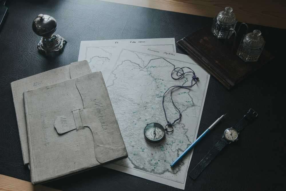 How to Sell Digital Products and Build Your Creator Business