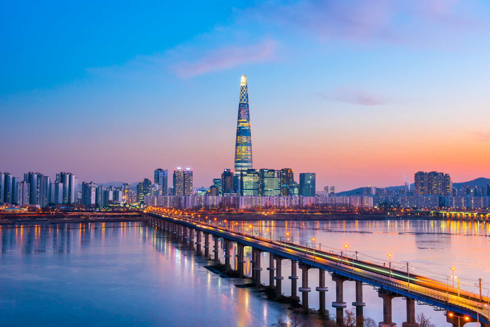 South Korea Travel Guide: Seoul, Temples, and K-Culture