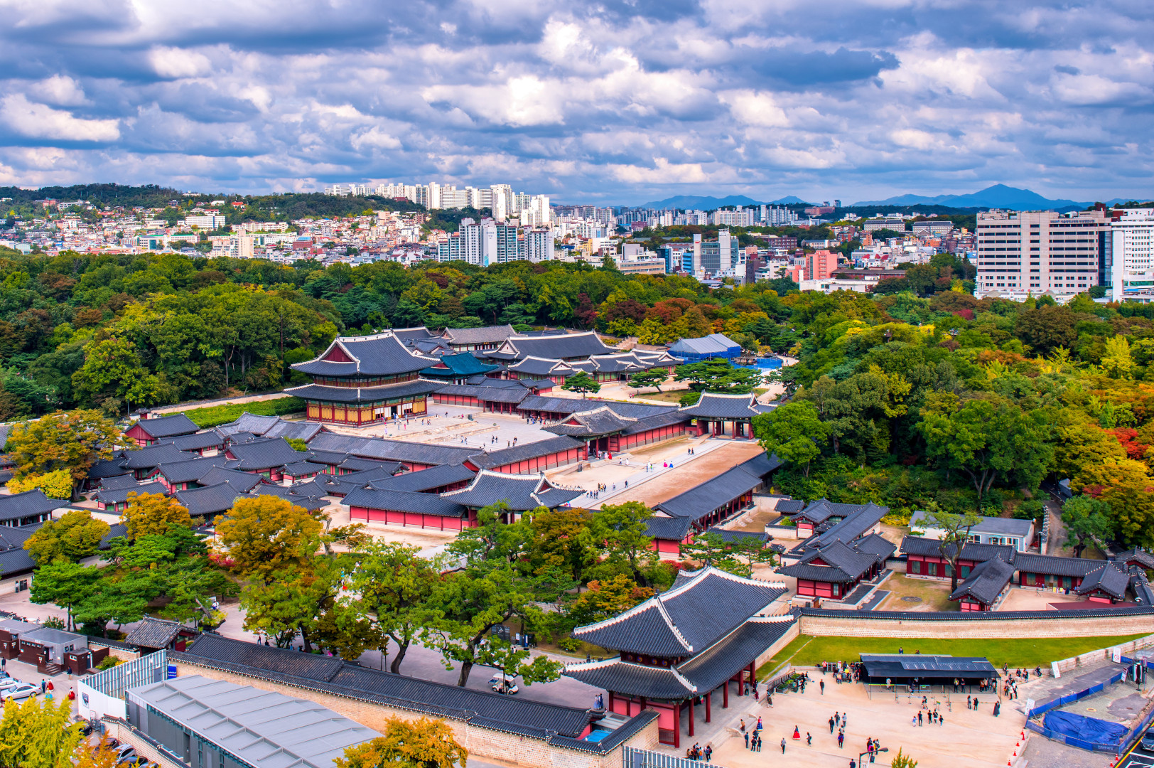 South Korea Travel Guide: Seoul, Temples, and K-Culture